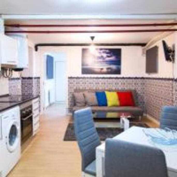 Apartamento Sotano En Gran Via Madrid Exterior foto